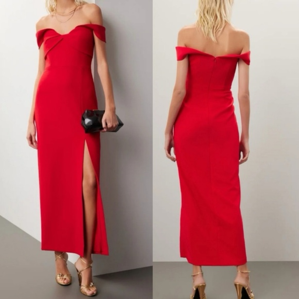 Monique Lhuillier Strapless Scarlet Dress